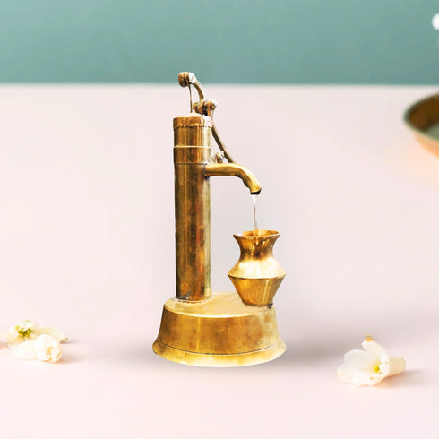 Brass Hand Pump Miniature Toy For Children 0.15Kg